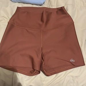ALO Yoga Women's Athletic Shorts in Rust